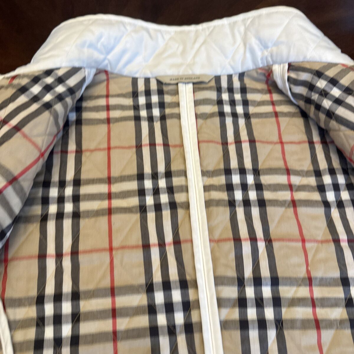 BURBERRY LONDON women's Zippered white nova check quilted BURBERRY LONDON women's Zippered white nova check quilted