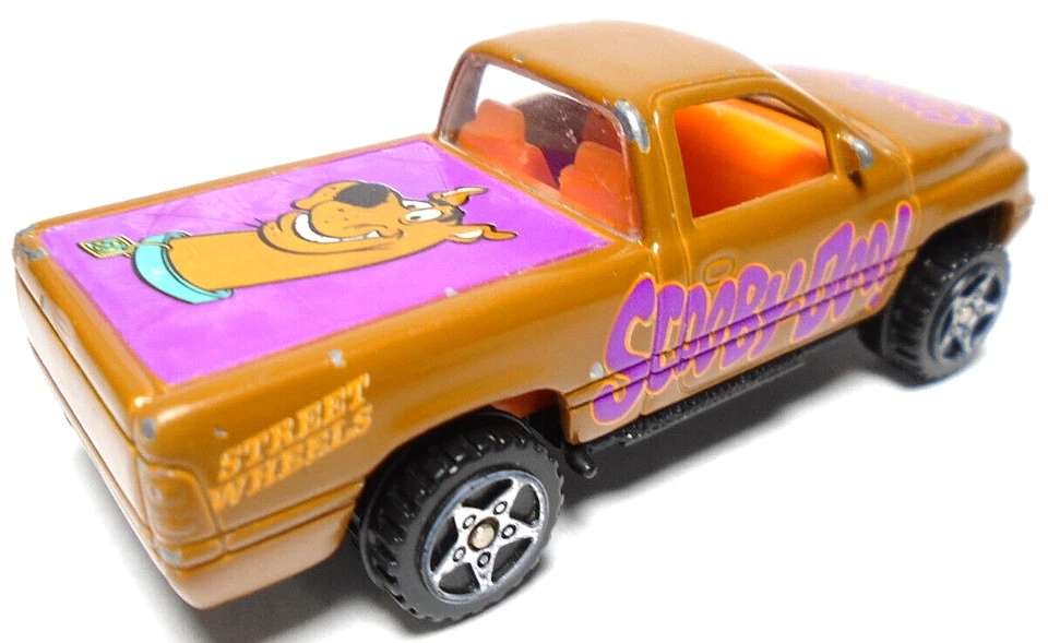 1998 RACING CHAMPIONS '96 DODGE RAM SCOOBY-DOO BROWN 1:64 DIECAST 2 7/8" PICKUP - Image 4 of 4