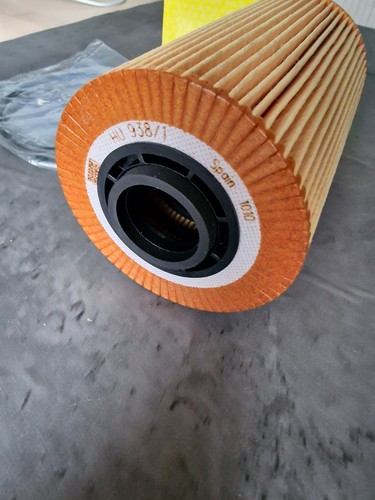 Mann Hummel OE Quality Replacement Engine Oil Filter HU 938/1 x - Picture 5 of 8