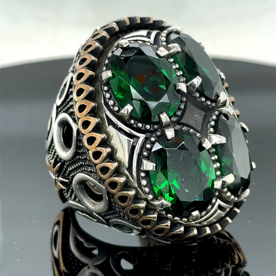 Anillo modelo tulipán grande de plata 925 para hombre con piedras preciosas de circón verde Foto 2 de 4