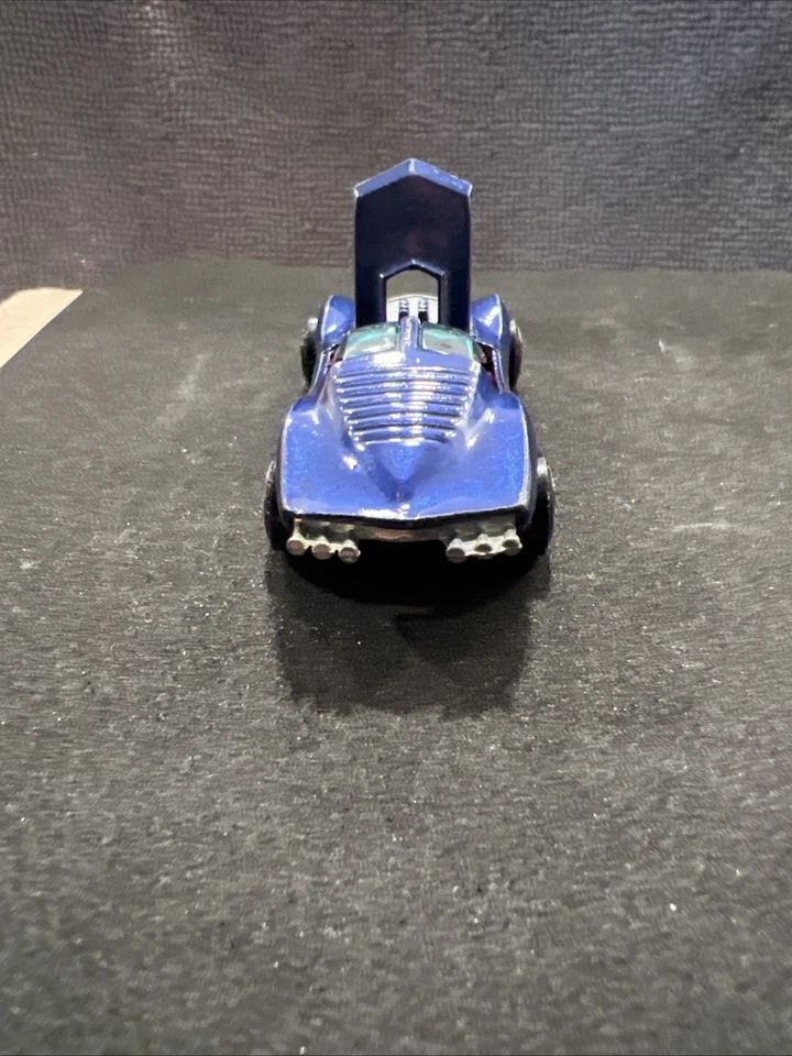 Johnny Lightning Topper Redline 1969 定制 Mako Shark 蓝色 红色 内部 — 第 4/4 张图片