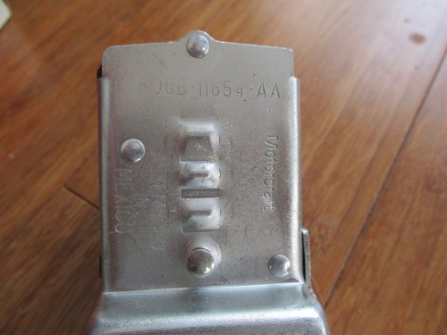 NOS Ford OEM 6C2Z-11654-A Headlight Switch 1994-2004 Mustang - Picture 4 of 5