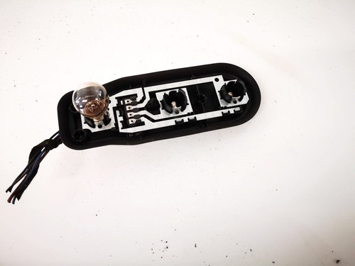 8371324 Lampenträger Rücklicht Rückleuchte innen Heckklappe  B DE1444740-77