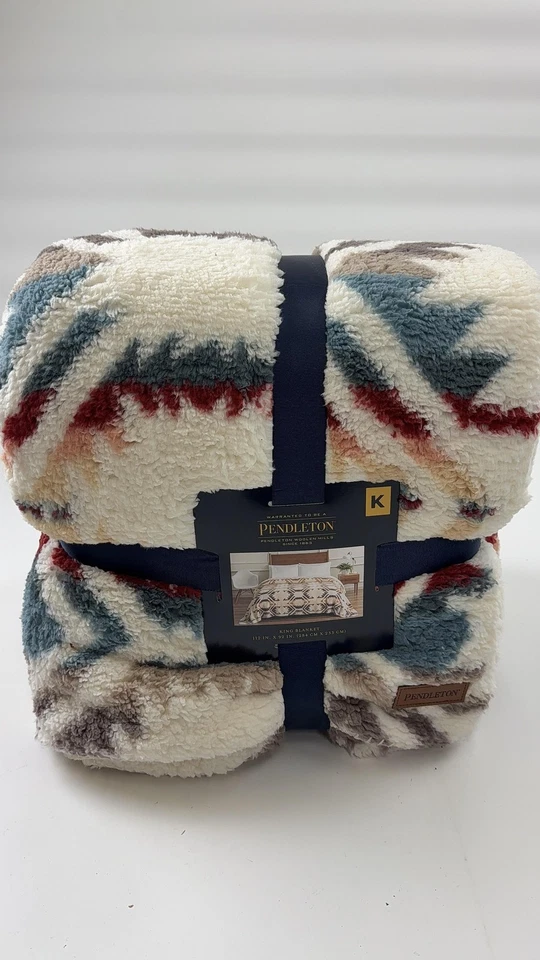 Pendleton King Blanket 112x92 Plush Fleece White Multi Southwest Aztec Polyester - Image 2 of 4