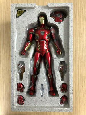 Hot Toys MMS 300 D11 Avengers Age of Ultron Iron Man 3 Mark 45 XLV