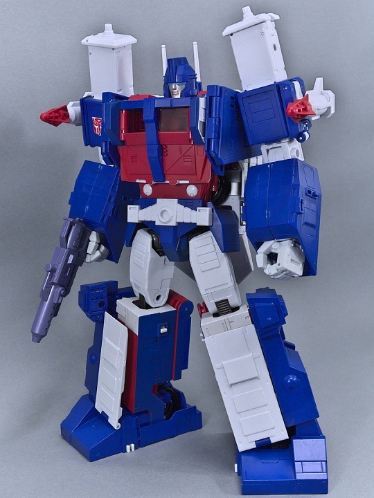 Japan Rare Takara Tomy Transformers Masterpiece MP-22 Ultra Magnus