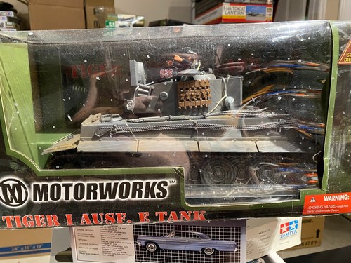 New Millennium Toys/Motorworks 1:18 Scale Tiger I Ausf. E Tank MISB