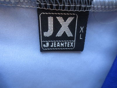 Vêtements de la marque JEANTEX sur le site Cyclopédie