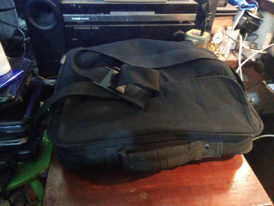 💻 ASUS Pro5DIJ – Notebook Affidabile | 4GB RAM | 300GB HDD | Vista + XP Ready | - Immagine 3 di 4