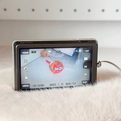 Gold SONY Cyber-shot DSC-T700 10.1MP 4.0x Optical zoom Digital
