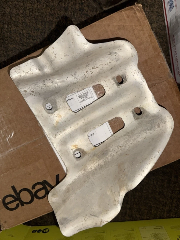 77-79 yamaha it-175 oem Skid Plate, 1w2-21471-00-00 - Image 3 of 4