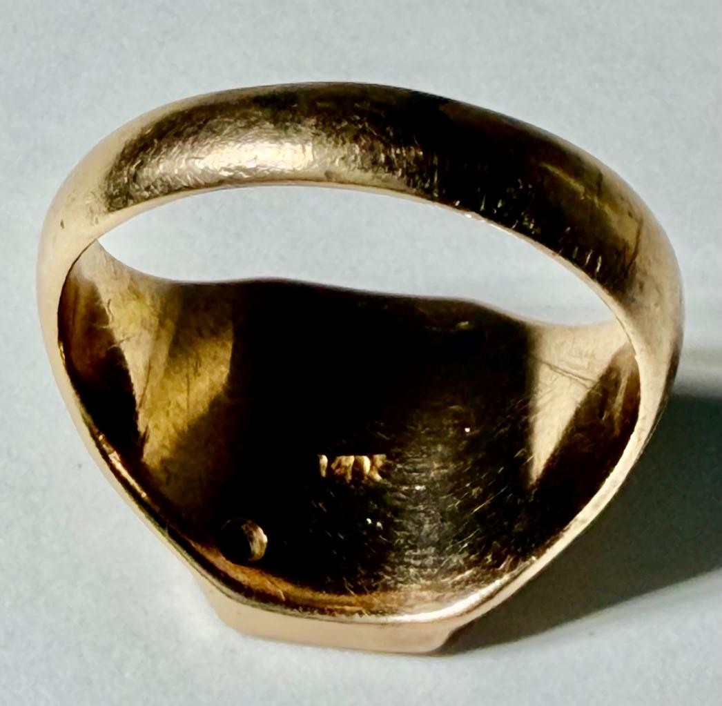 Antique solid 14k Yellow Gold  Initial signet rin… - image 10