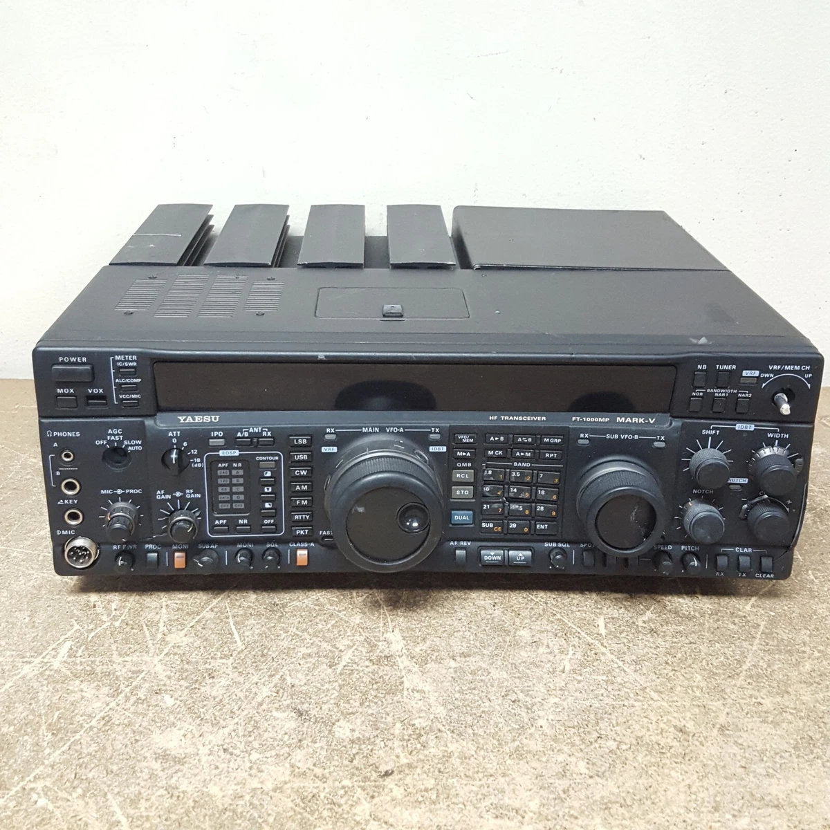 Lot Yaesu FT1000MP Mark V HF Transceiver, 55 OFF