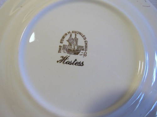 EDWIN M KNOWLES 442E1T Hostess USA Yellow Flowers 15 3/8" Oval Serving Platter - Picture 2 of 3