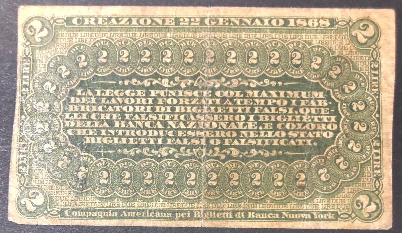 Foto 2 di 2