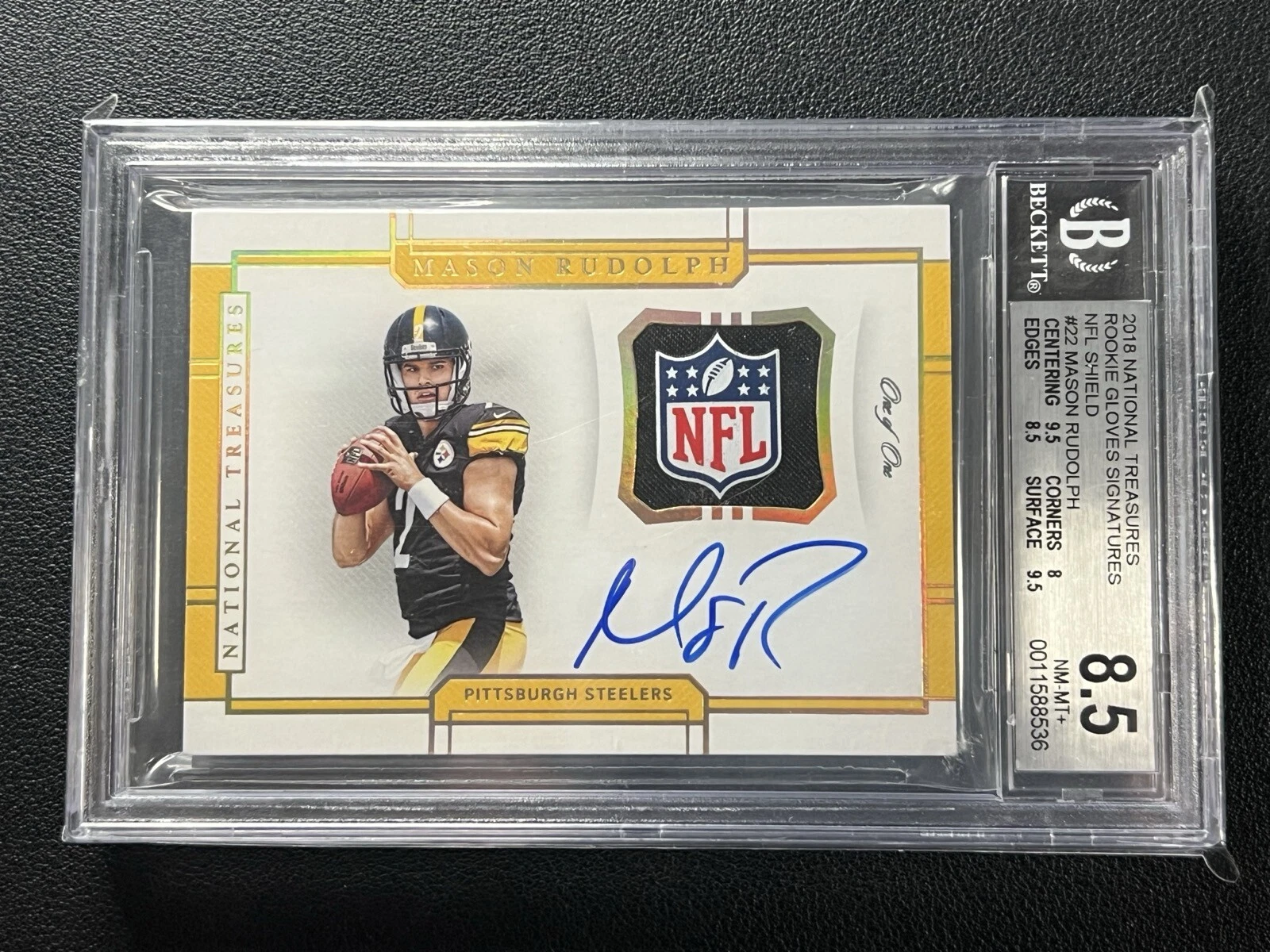 Mason Rudolph Panini National Treasures Rookie Hats Off Signatures #HOMR NFL Shield Tag