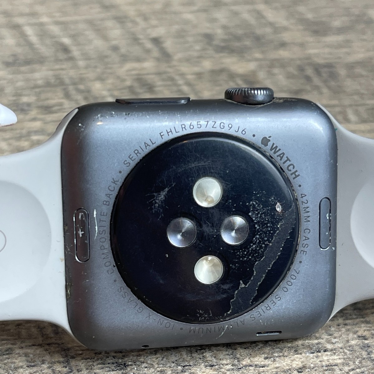 Apple Watch Sport 1 Gen 7000 Series Smartwatch Gray Strap 42mm