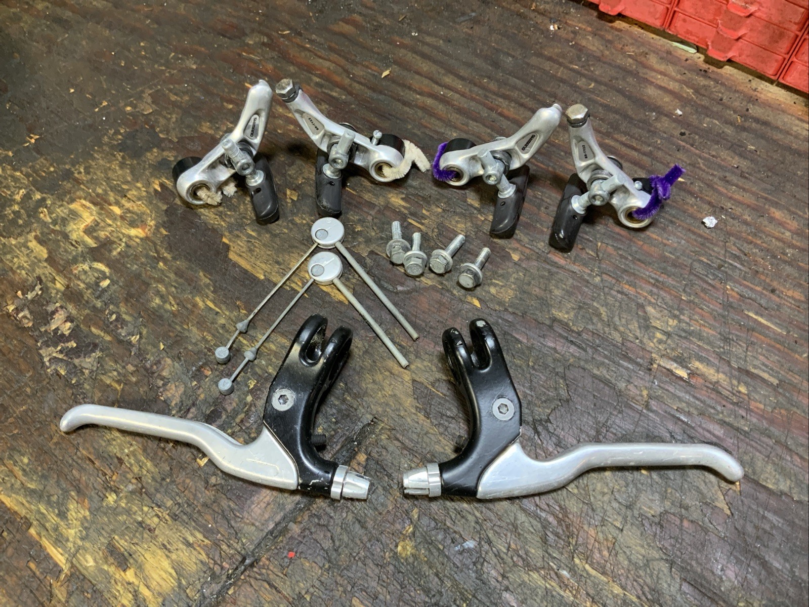 Shimano BR-TY22 Cantilever Brakes w/Link Cables, Bolts & Bon