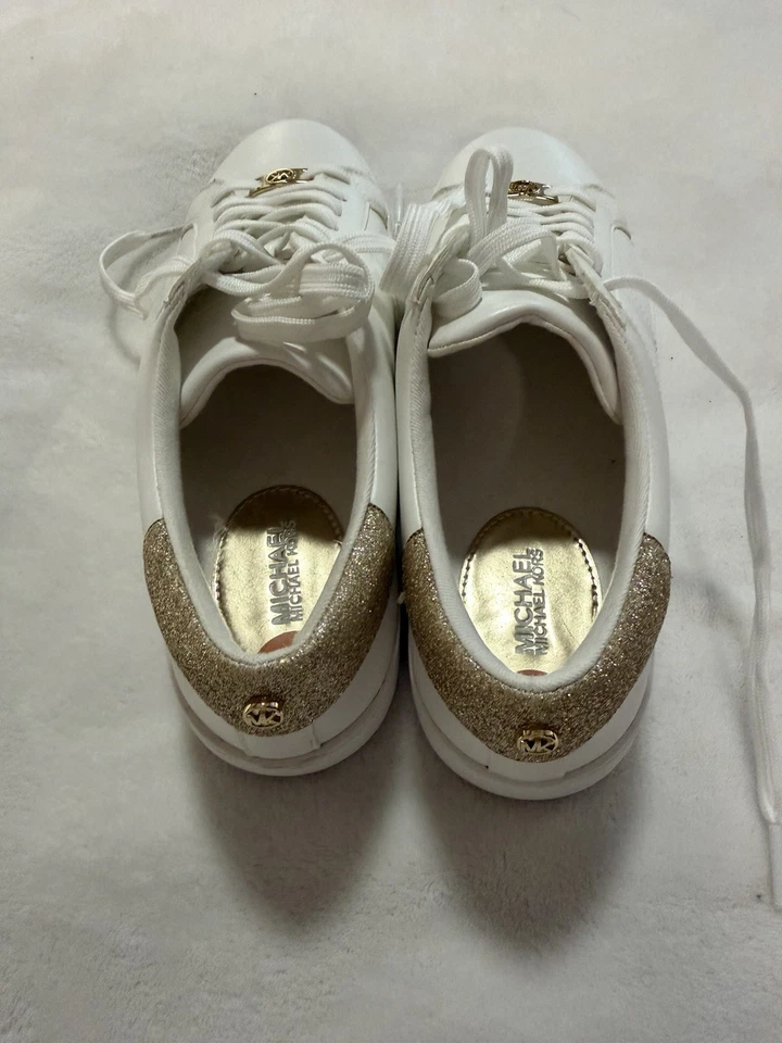 Michael Kors White Sneakers NEW Size 7 - Image 2 of 4