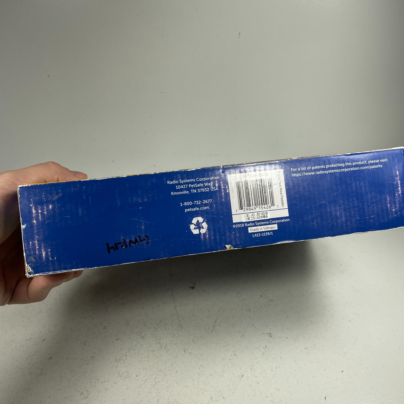 PetSafe Automatic Two Meal Feeder Dispenses Dog or Cat Food