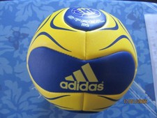 1 x adidas Ball Size 3 s. Beschreibung