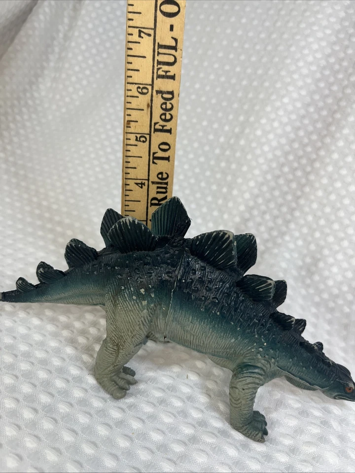 Figura De Colección Imperial Stegosaurus 10" Dinosaurio Azul/Gris Hong Kong 1985 Foto 4 de 4