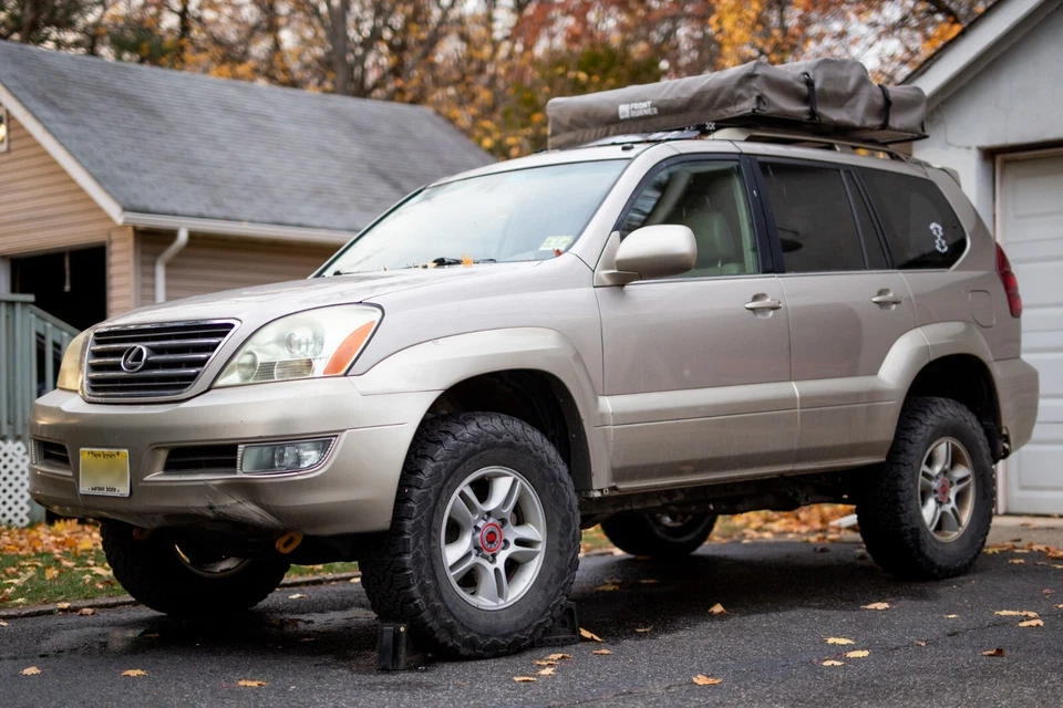 Tapas centrales Lexus GX470 03-09 - Diseño original - Disponible en juegos de 4 o 5 Foto 3 de 4