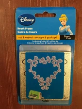 CUTTLEBUG DISNEY CUTTING DIE AND EMBOSSING FOLDER - HEART FRAME #37-1719