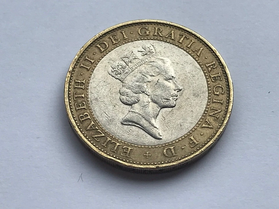 1997 TECHNOLOGY STANDING ON THE SHOULDERS OF GIANTS TWO 2 POUND COIN CIRCULATED - Image 4 of 4