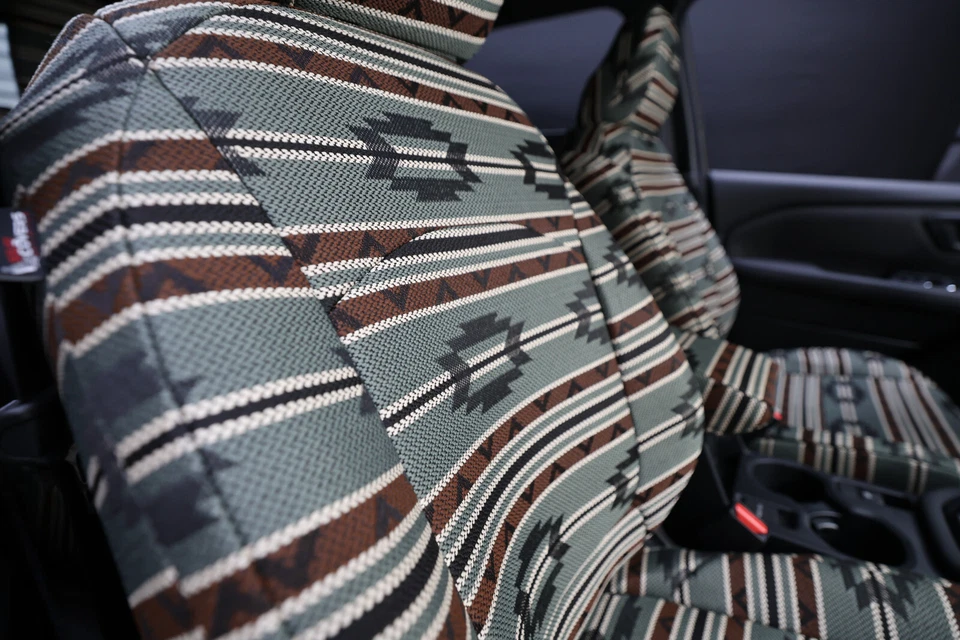 FUNDAS DE ASIENTO DELANTERAS AZTECAS para Toyota Rav4 XSE 2019-2024, Adventure, TRD, Prime Foto 2 de 4