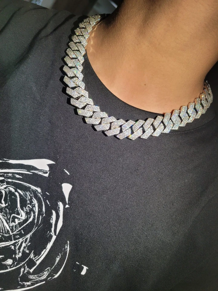 Cadena cubana enchapada en platino de 4 filas pavimentada de 20 mm de espesor completamente helada Foto 2 de 2