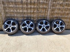 Sommerkompletträder mit neuwertigen original Audi Alufelgen 215/45 R17 Audi A1