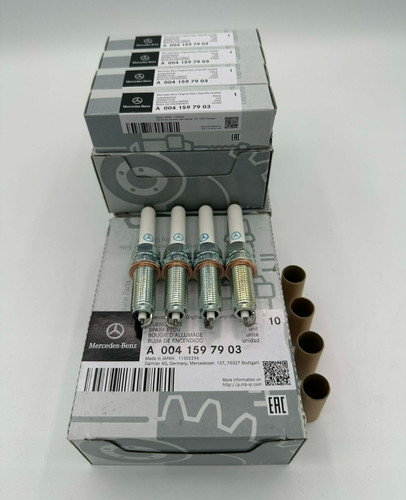 New Genuine OEM Mercedes A0041597903 - Set of 4 Spark Plugs ** US SHIPS FREE