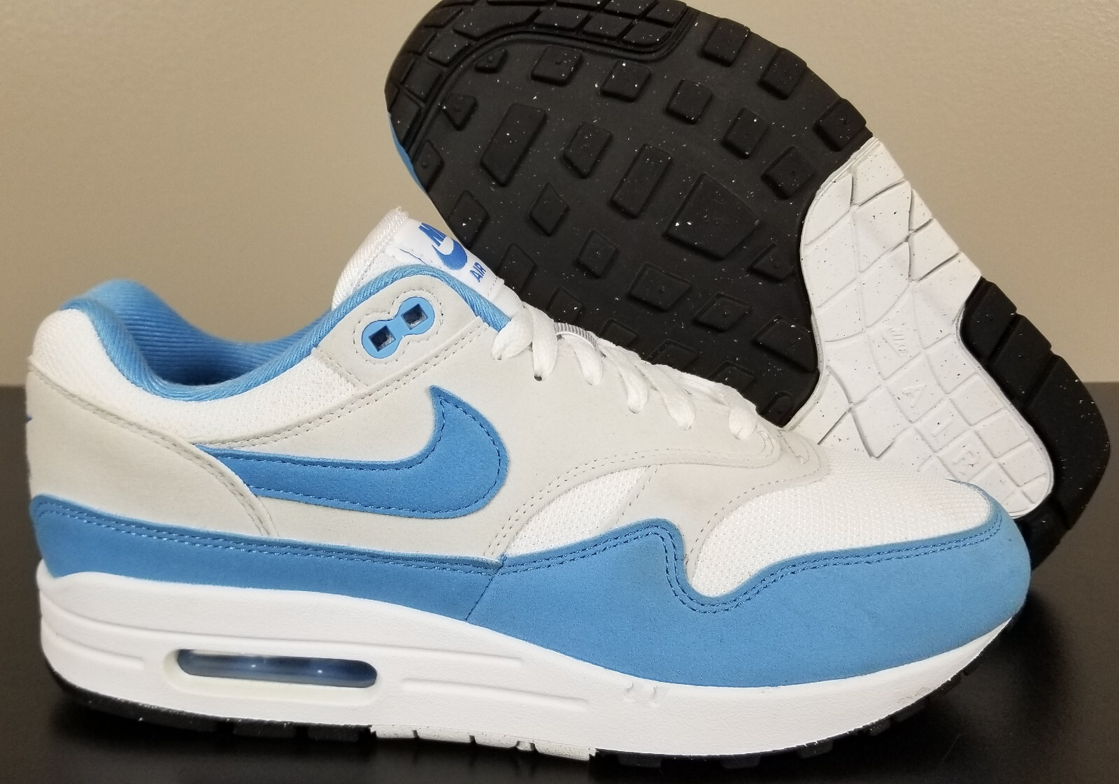 NIKE AIR MAX 1 UNIVERSITY BLUE WHITE RUNNING SHOES RARE FD9082-103  