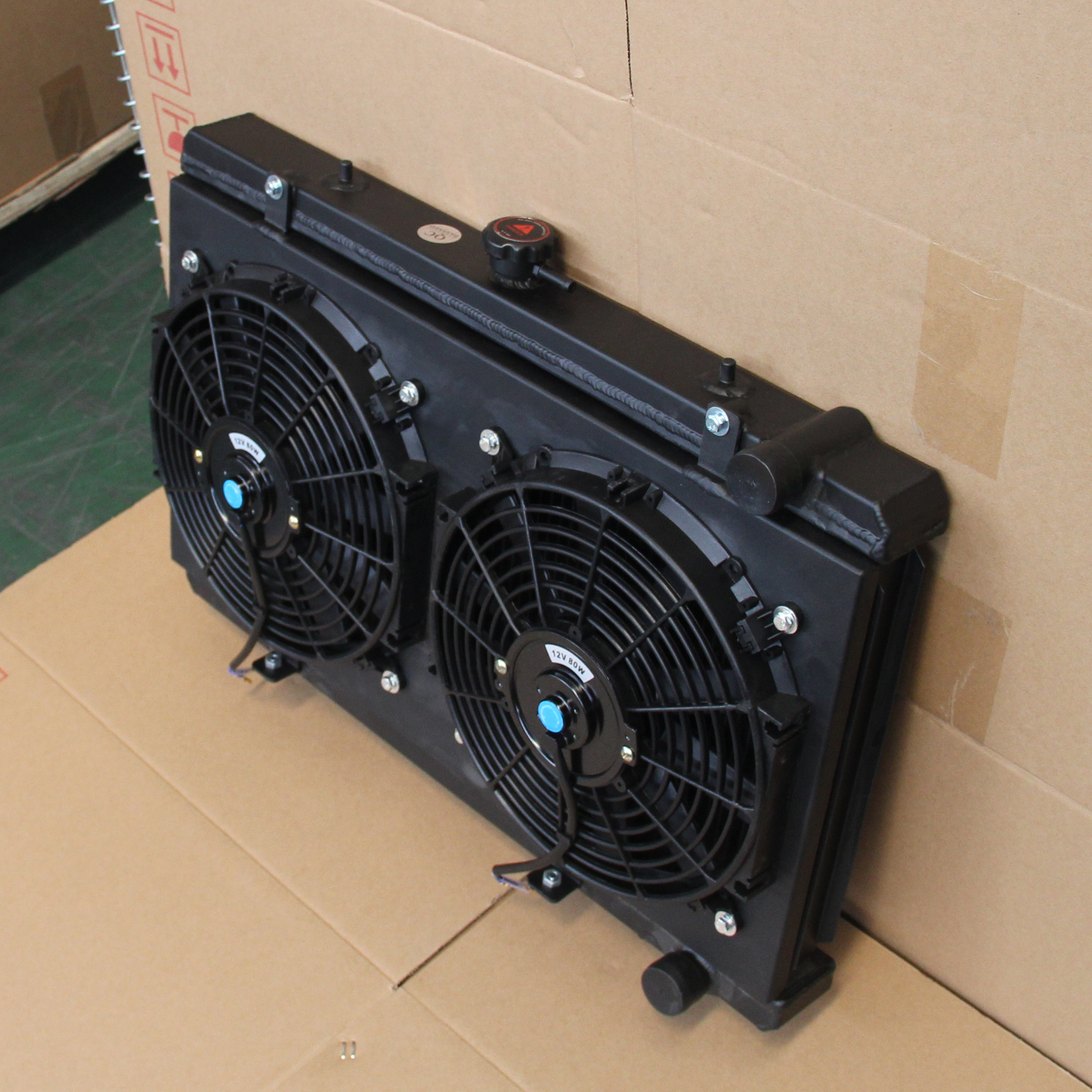 Radiator + Fan Shroud For Nissan 180SX Silvia S13 1.8L 4cyl CA18DET