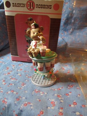 NIB (Box Wear) Enesco Baskin Robbins Ornament You Malt My Heart