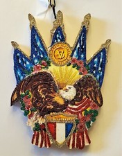 EAGLE w 5 AMERICAN FLAGS & SHIELD * Glitter PATRIOTIC JULY 4 ORNAMENT * Vtg Img EAGLE w 5 AMERICAN FLAGS & SHIELD * Glitter PATRIOTIC JULY 4 ORNAMENT * Vtg Img