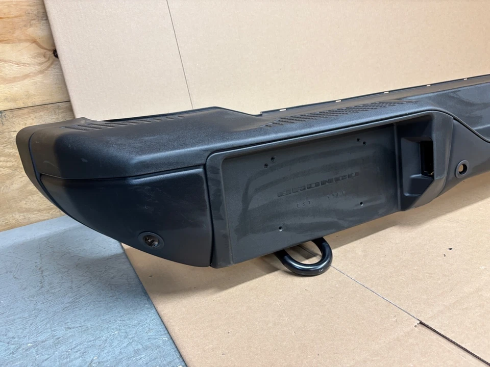 OEM TAKE OFF Ford Bronco 21-25 Rear Bumper MM2D-B823HB - Image 4 of 4