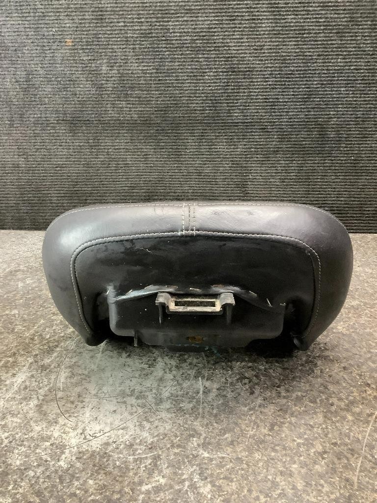 86 Honda Magna 700 VF700 VF700C Front Driver Seat 221 | eBay