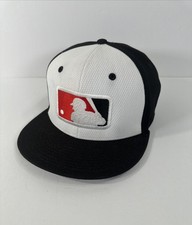 MLB Baseball Logo - Color Black White - SnapBack Cap Stretch - Size M/L