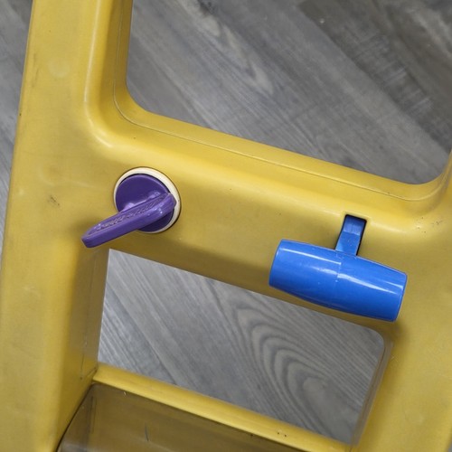 Vintage Little Tikes Lawnmower Popping Beads Sounds Kid Child Size Blue Yellow - Picture 5 of 7