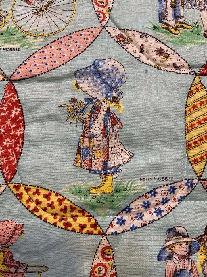 Edredón hecho a mano Holly Hobbie cuna niño 53” X 43” lunares franela trasera Foto 3 de 4