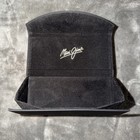 Maui Jim Folding Matte Black Eyeglasses Case ONLY Triangle Magnetic Close EUC  — photo 4