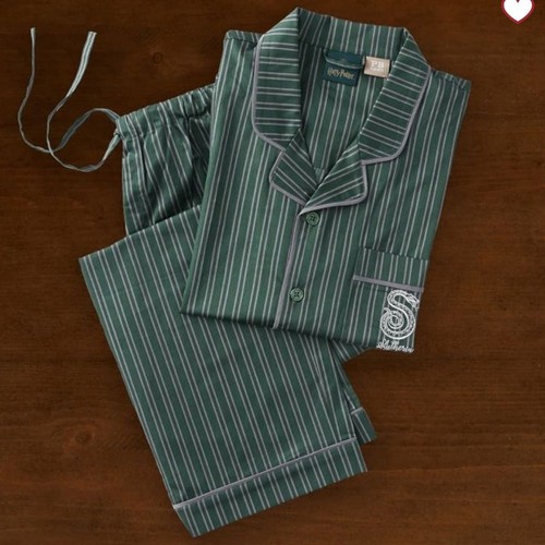 ✅SEND OFFER Harry Potter™ Slytherin™ House Pajama Set by Pottery Barn - Picture 6 of 9