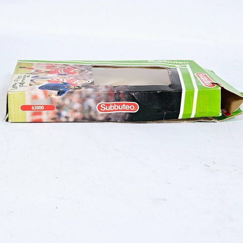 Figurina Subbuteo Aston Villa 704 squadra di calcio vintage leggera in scatola preloved - Foto 3 di 24
