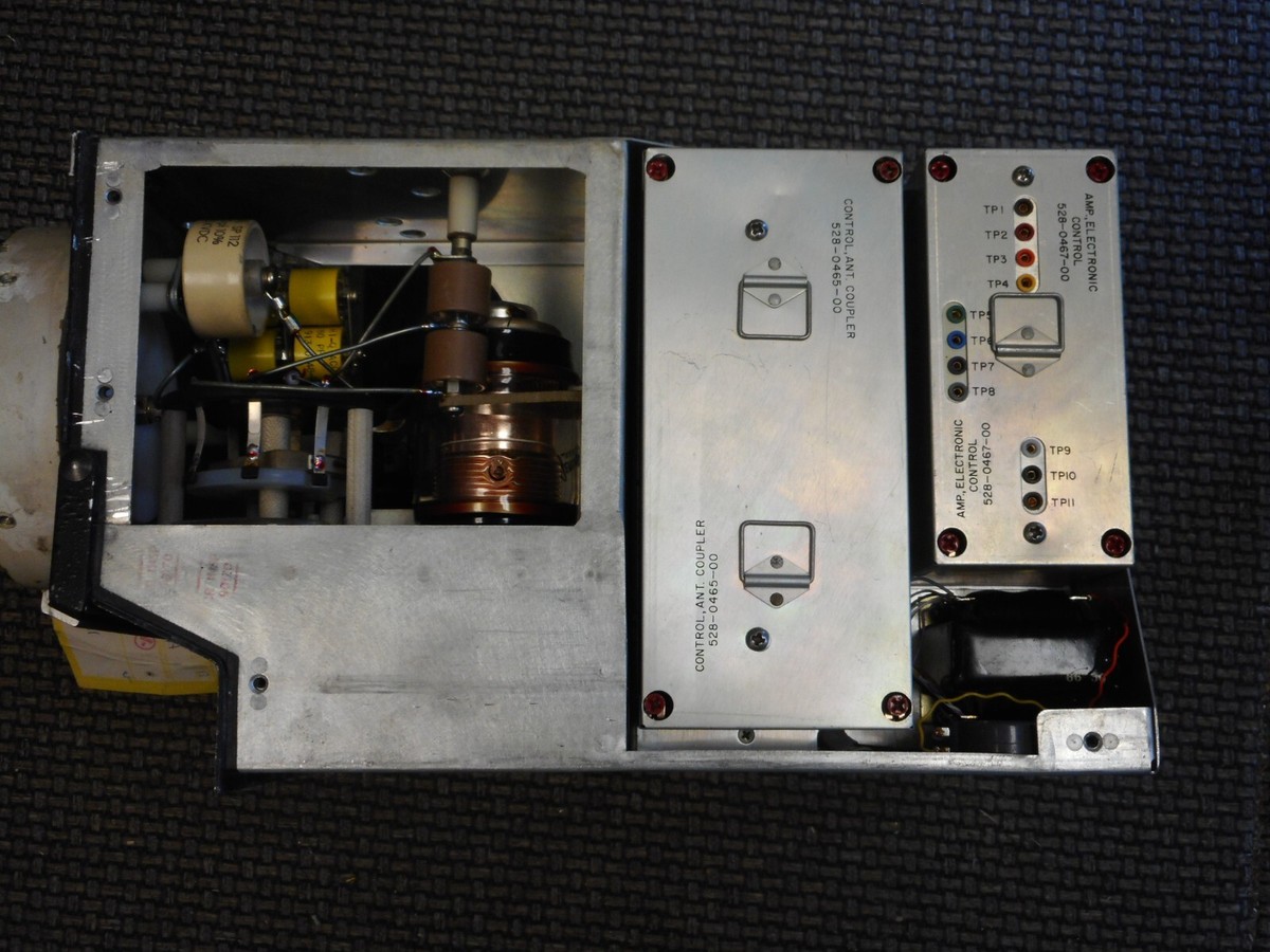 アクセサリー Collins AN/SRA-22 Antenna Coupler AN/SRA-22 Antenna Coupler