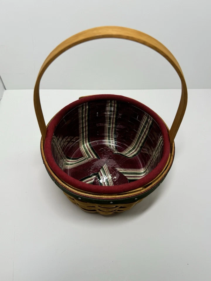 2005 Holiday Helper Longaberger Basket With Protector and Liner - Image 2 of 4