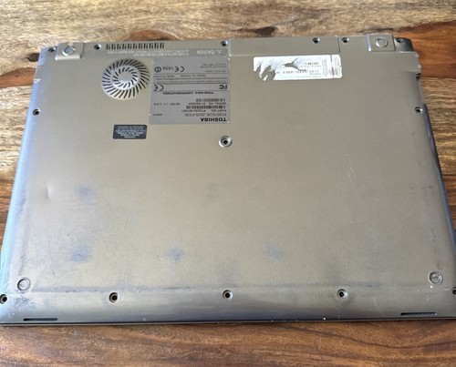 Toshiba Z835-P330 i3-3rd Gen CPU No RAM No HDD Lot Of 4 Laptop Computer - Picture 2 of 6
