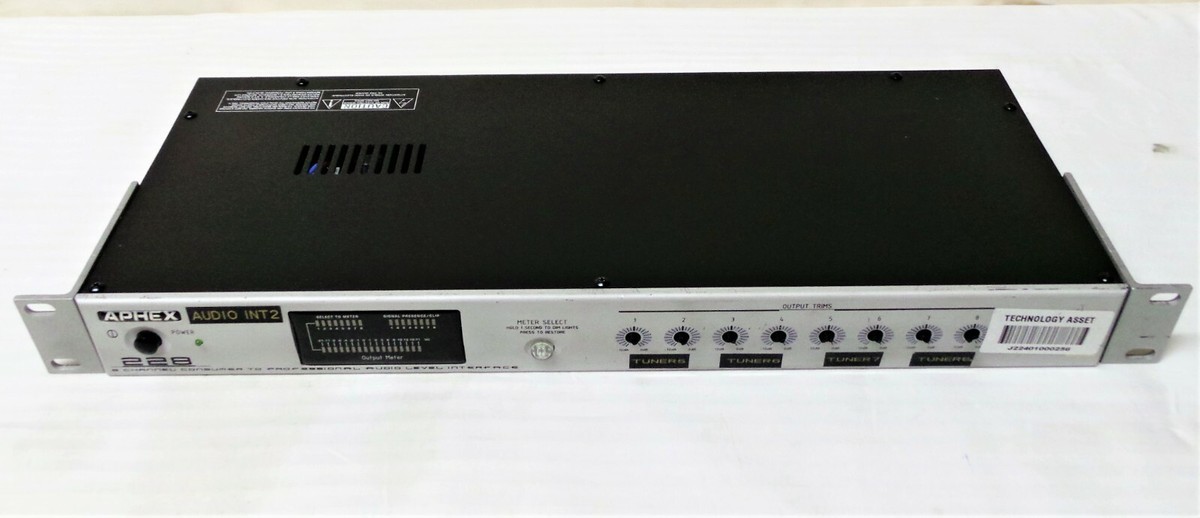 APHEX 228 8-CHANNEL CONSUMER TO PROFESSIONAL AUDIO LEVEL INTERFACE