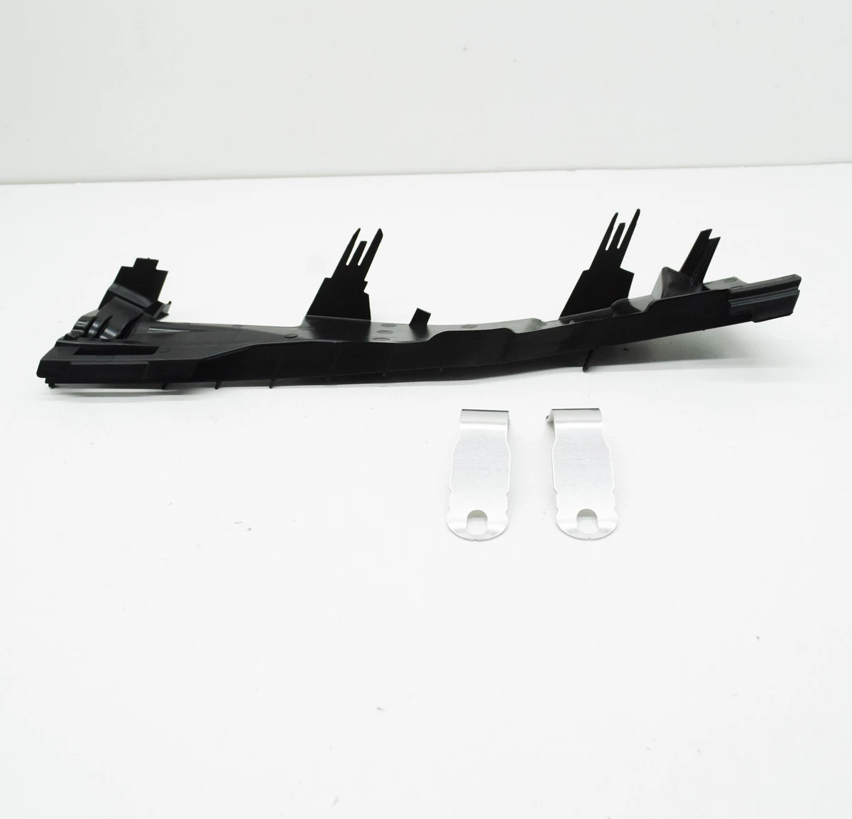 BMW 5 G30 Scheinwerferhalterung vorne links 63119879643 9879643 
